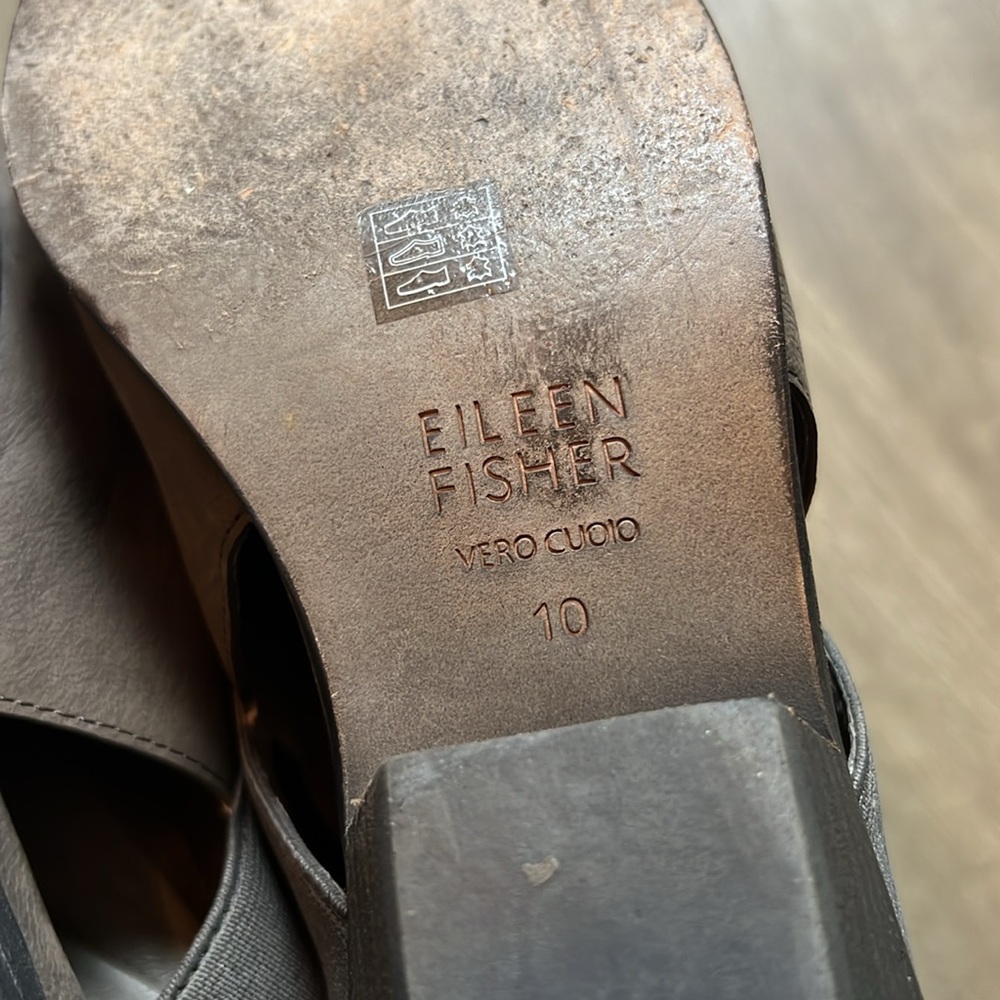 Eileen Fisher Perry Tumbled Nubuck Bootie Ankle Boots - Picture 8 of 8